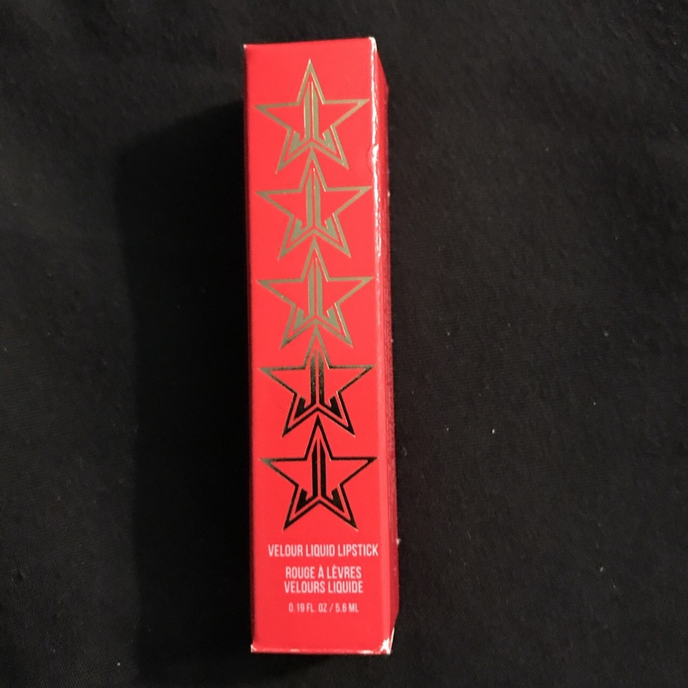 Jeffree Star lipstain in Checkmate